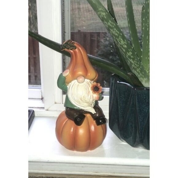 Fall Gnome Statue Fall Pumpkin Gnome Decoration White Beard Figurine Autumn - Picture 1 of 1